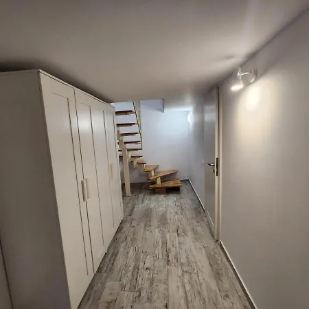 Old Town 2-floor Apartamento